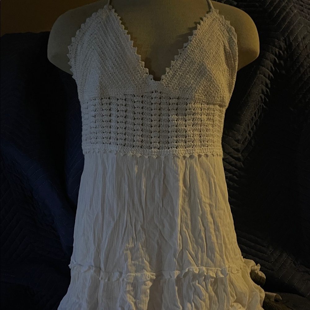 Rue21 (XL) White Crochet Halter V neck linen  Dress